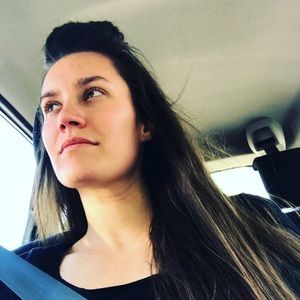 Meet your Posher, Faith